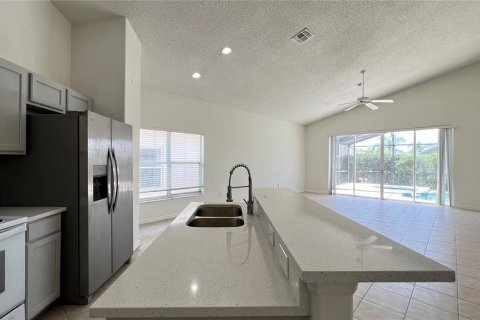 Villa ou maison à louer à Clermont, Floride: 4 chambres, 182.92 m2 № 2157110 - photo 20
