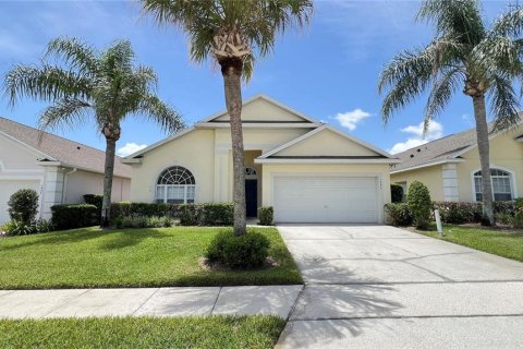 Villa ou maison à louer à Clermont, Floride: 4 chambres, 182.92 m2 № 2157110 - photo 2