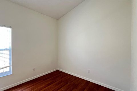 Villa ou maison à louer à Clermont, Floride: 4 chambres, 182.92 m2 № 2157110 - photo 28
