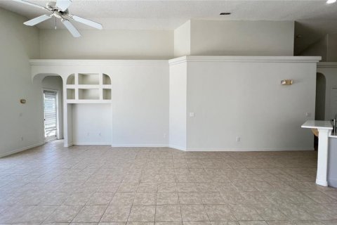Villa ou maison à louer à Clermont, Floride: 4 chambres, 182.92 m2 № 2157110 - photo 21
