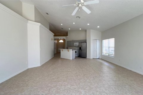 Villa ou maison à louer à Clermont, Floride: 4 chambres, 182.92 m2 № 2157110 - photo 25