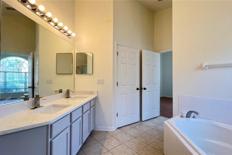 Villa ou maison à louer à Clermont, Floride: 4 chambres, 182.92 m2 № 2157110 - photo 14