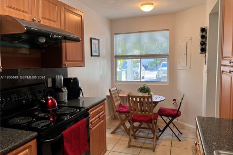 Condominio en alquiler en Doral, Florida, 2 dormitorios, 102.66 m2 № 2053180 - foto 3