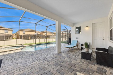 Villa ou maison à vendre à Kissimmee, Floride: 6 chambres, 277.5 m2 № 2106597 - photo 28