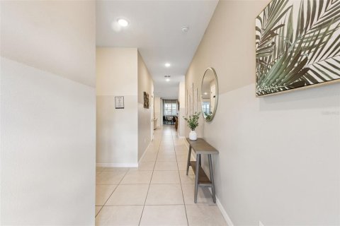 Villa ou maison à vendre à Kissimmee, Floride: 6 chambres, 277.5 m2 № 2106597 - photo 3