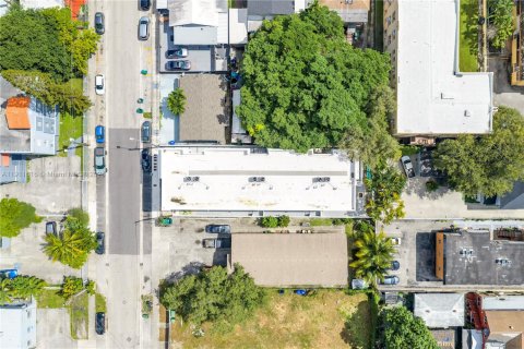 Adosado en venta en Miami, Florida, 3 dormitorios, 144.18 m2 № 1967552 - foto 28