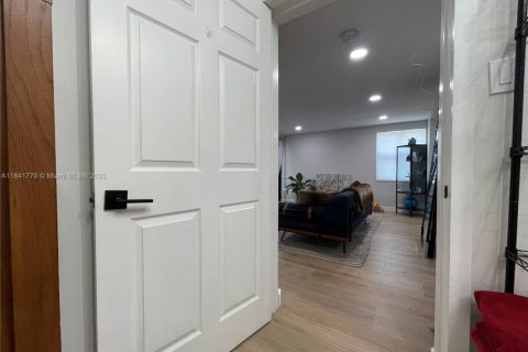 Снять в аренду коммерческую недвижимость в Катлер-Бей, Флорида 1 спальня, № 1957980 - фото 20