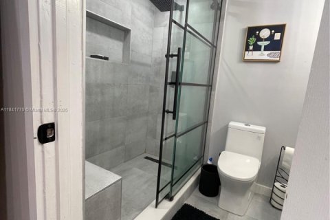 Снять в аренду коммерческую недвижимость в Катлер-Бей, Флорида 1 спальня, № 1957980 - фото 16