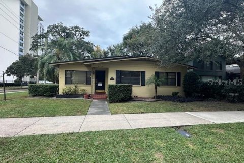 Commercial property in Orlando, Florida 160.07 sq.m. № 2097675 - photo 8