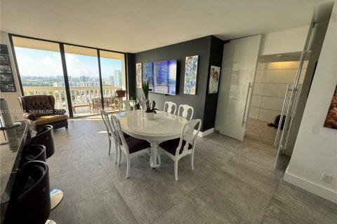 Купить кондоминиум в Авентура, Флорида 1 спальня, 100.06м2, № 2036156 - фото 16