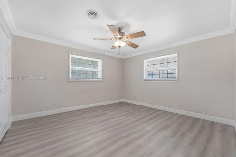 Casa en alquiler en Hollywood, Florida, 4 dormitorios, 261.43 m2 № 2030730 - foto 26