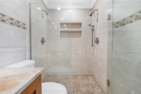 Casa en alquiler en Hollywood, Florida, 4 dormitorios, 261.43 m2 № 2030730 - foto 22