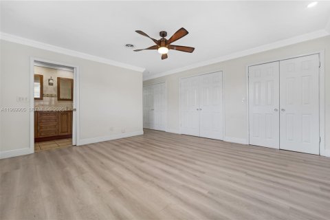 Casa en alquiler en Hollywood, Florida, 4 dormitorios, 261.43 m2 № 2030730 - foto 20