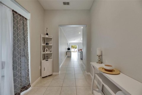House in Palmetto, Florida 4 bedrooms, 210.89 sq.m. № 1787389 - photo 4