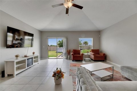 House in Palmetto, Florida 4 bedrooms, 210.89 sq.m. № 1787389 - photo 10