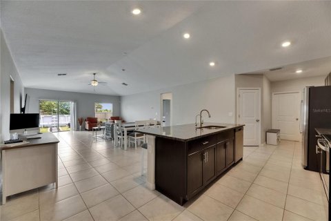 House in Palmetto, Florida 4 bedrooms, 210.89 sq.m. № 1787389 - photo 7
