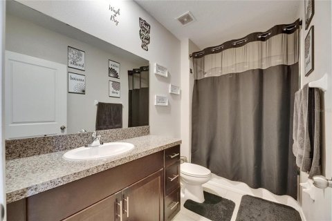 House in Palmetto, Florida 4 bedrooms, 210.89 sq.m. № 1787389 - photo 21