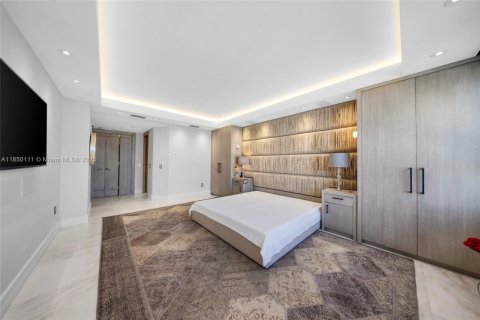 Condo in Bal Harbour, Florida, 2 bedrooms  № 1857111 - photo 21
