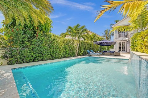 Casa en venta en Hollywood, Florida, 4 dormitorios, 250.84 m2 № 1972823 - foto 23
