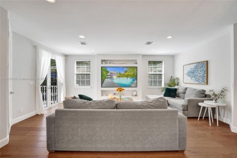 Casa en venta en Hollywood, Florida, 4 dormitorios, 250.84 m2 № 1972823 - foto 17