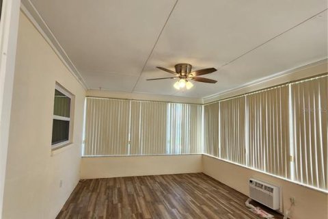Villa ou maison à vendre à Pinellas Park, Floride: 2 chambres, 123.37 m2 № 1907380 - photo 16