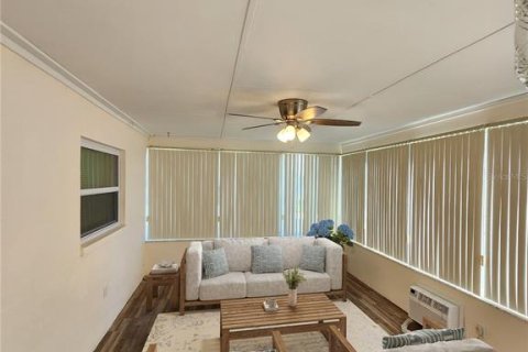 Villa ou maison à vendre à Pinellas Park, Floride: 2 chambres, 123.37 m2 № 1907380 - photo 7