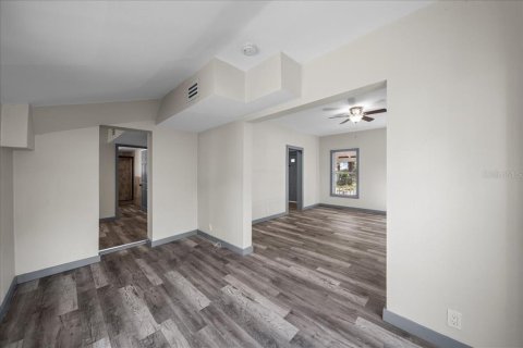 Touwnhouse à vendre à Bradenton, Floride: 4 chambres, 206.99 m2 № 1879623 - photo 10