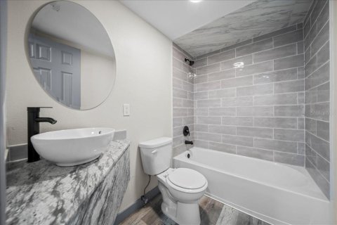 Touwnhouse à vendre à Bradenton, Floride: 4 chambres, 206.99 m2 № 1879623 - photo 30