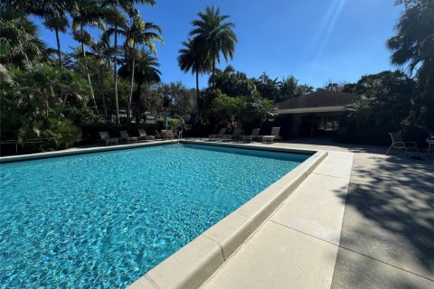 Apartment in Pompano Beach, Florida 3 bedrooms, 158.86 sq.m. № 1185538 - photo 1