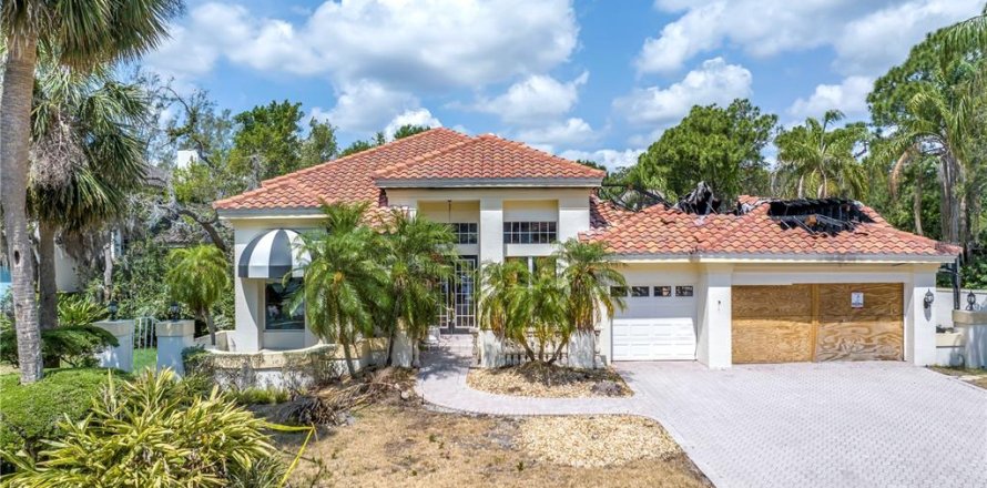 Land in Saint Petersburg, Florida № 1679589