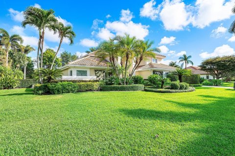 House in Boynton Beach, Florida 5 bedrooms, 345.41 sq.m. № 2181849 - photo 12