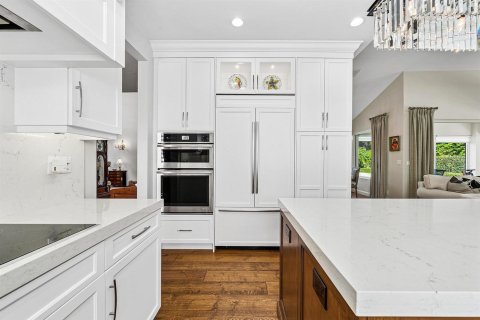 House in Boynton Beach, Florida 5 bedrooms, 345.41 sq.m. № 2181849 - photo 6