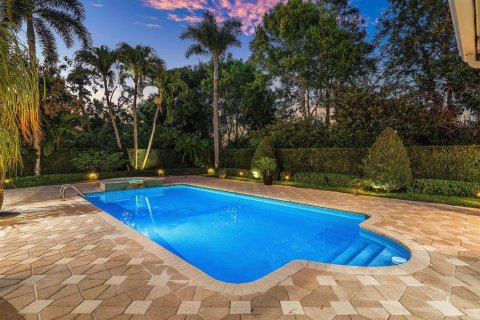 House in Boynton Beach, Florida 5 bedrooms, 345.41 sq.m. № 2181849 - photo 21