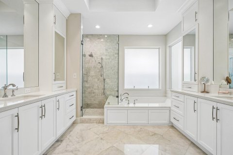 House in Boynton Beach, Florida 5 bedrooms, 345.41 sq.m. № 2181849 - photo 10