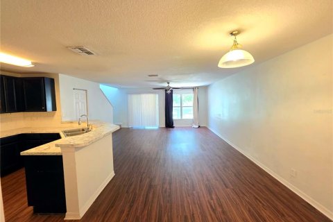 Adosado en alquiler en Valrico, Florida, 3 dormitorios, 146.14 m2 № 1880885 - foto 4