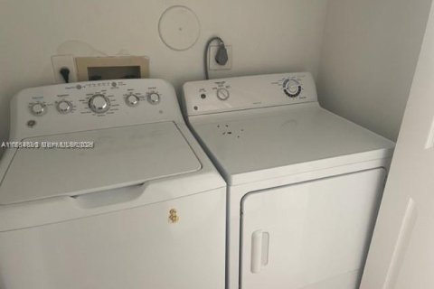 Купить кондоминиум в Санрайз, Флорида 2 спальни, 102.66м2, № 2089745 - фото 5