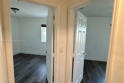 Adosado en venta en Miramar, Florida, 3 dormitorios, 137.59 m2 № 2040529 - foto 20