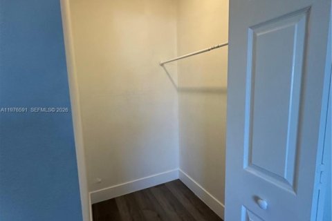 Adosado en venta en Miramar, Florida, 3 dormitorios, 137.59 m2 № 2040529 - foto 23