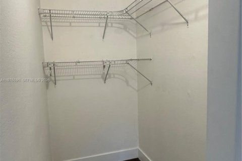 Adosado en venta en Miramar, Florida, 3 dormitorios, 137.59 m2 № 2040529 - foto 19