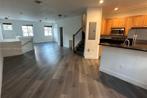 Adosado en venta en Miramar, Florida, 3 dormitorios, 137.59 m2 № 2040529 - foto 10