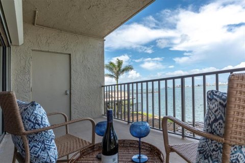 Copropriété à vendre à Clearwater, Floride: 2 chambres, 124.49 m2 № 1806770 - photo 26