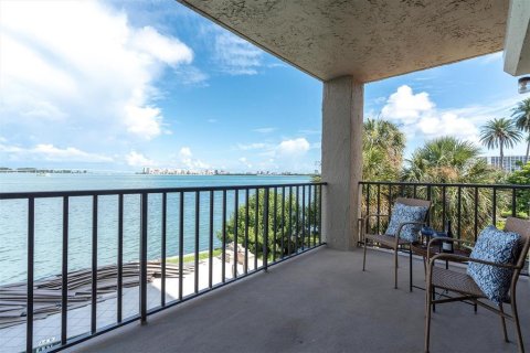 Copropriété à vendre à Clearwater, Floride: 2 chambres, 124.49 m2 № 1806770 - photo 2