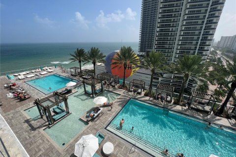 Снять в аренду квартиру в Холливуд, Флорида 1 спальня, № 1983240 - фото 16