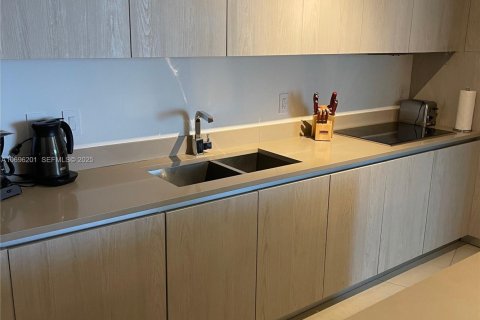 Снять в аренду квартиру в Холливуд, Флорида 1 спальня, № 1983240 - фото 11