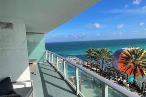 Снять в аренду квартиру в Холливуд, Флорида 1 спальня, № 1983240 - фото 10