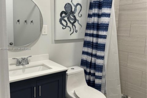 House in Miami, Florida 135.27 sq.m. № 2068869 - photo 12