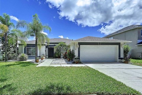 Casa en venta en Valrico, Florida, 3 dormitorios, 204.38 m2 № 1885181 - foto 1
