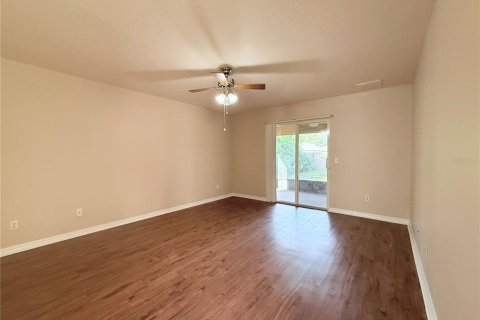 House in Palm Bay, Florida 3 bedrooms, 169.08 sq.m. № 1801585 - photo 22