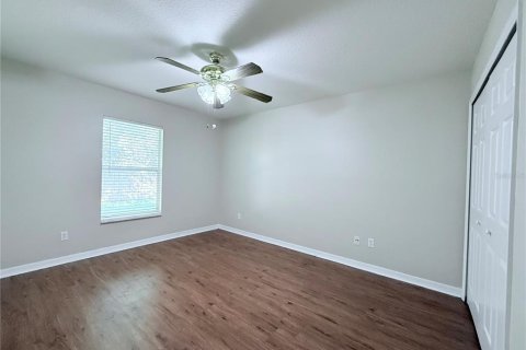 House in Palm Bay, Florida 3 bedrooms, 169.08 sq.m. № 1801585 - photo 24