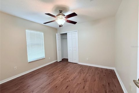 House in Palm Bay, Florida 3 bedrooms, 169.08 sq.m. № 1801585 - photo 28